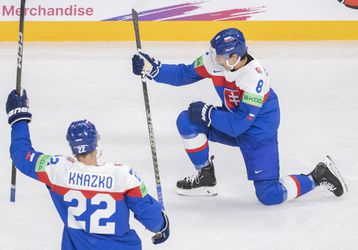 Pozrite si ešte raz prvý gól MS v hokeji 2023, o ktorý sa postaral Slovák Martin Chromiak
