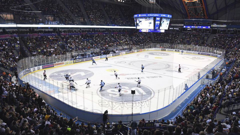 Košická Steel Arena počas zápasu HC Košice - HC Slovan Bratislava.