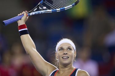 Video: WTA Dauha: Cibulková cez Pavľučenkovovú do štvrťfinále