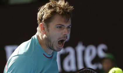 Video: Wawrinka rozosmial Australian Open: Federer hrá na inom kurte!