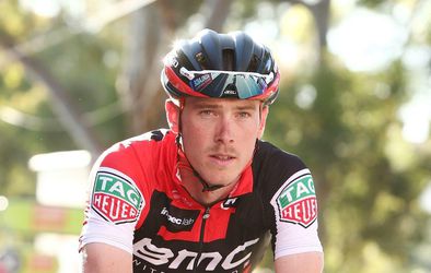Rohana Dennisa premohli zranenia, odstúpil z Giro d'Italia
