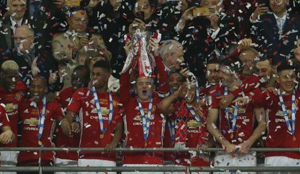 Video: Manchester United víťazom Ligového pohára, rozhodol Ibrahimovič