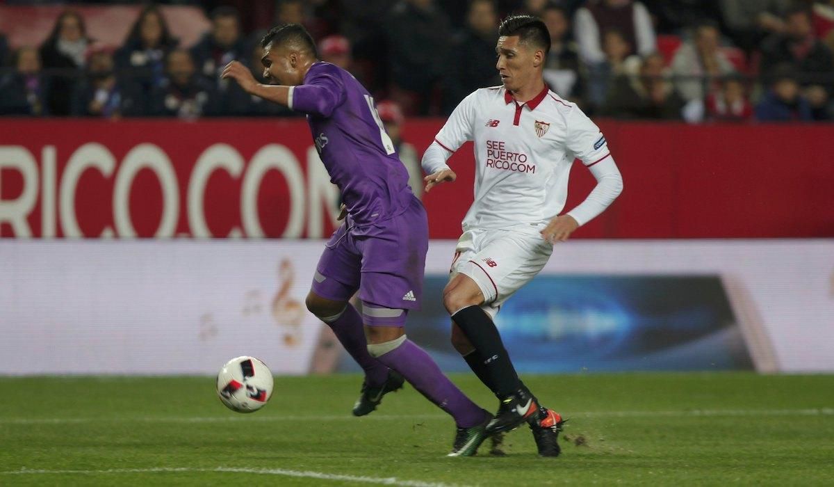 Real Madrid, Casemiro, Sevilla, Matias Kranevitter, jan17, Reuters