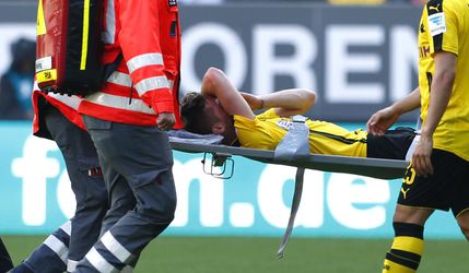 Julian Weigl z Dortmundu 3-4 mesiace mimo pre zlomeninu nohy