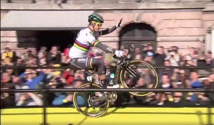 Video: Šoumen Sagan prišiel na štart pretekov Okolo Flámska ako kráľ