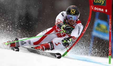 SP: Hirscher triumfoval v obrovskom slalome, má veľký i malý glóbus