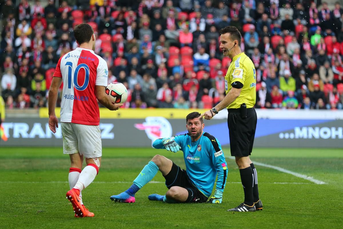 matus kozacik, viktoria plzen. mar2017