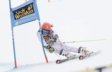 Video: SP: Ďalší pekný výsledok Petry Vlhovej v obrovskom slalome