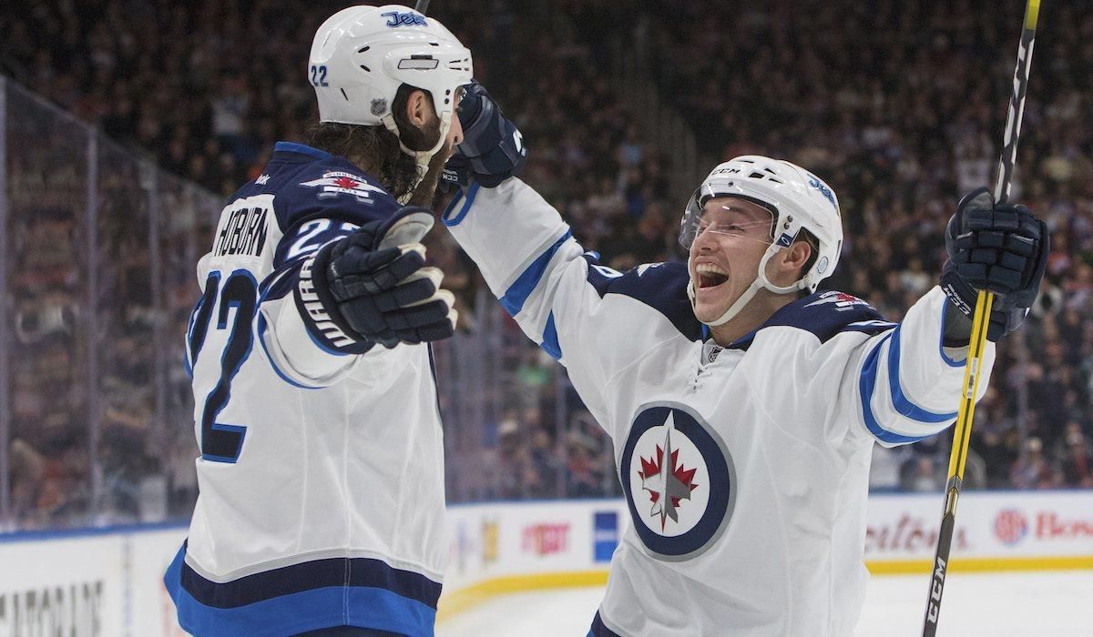 Winnipeg Jets, Marko Dano, Chris Thorburn, dec16, TASR/AP