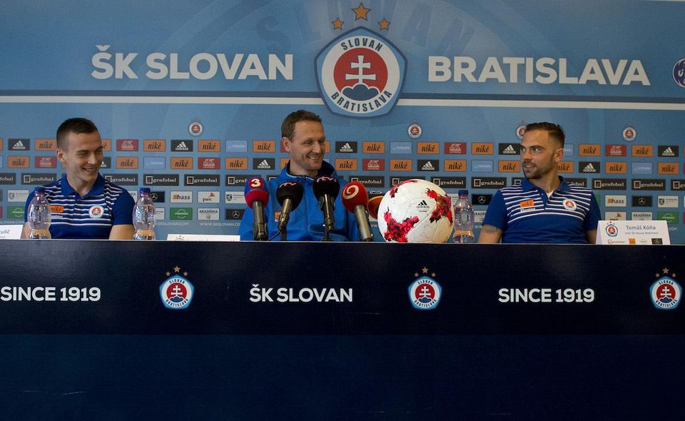 SK Slovan Bratislava tlacovka Sekulic Vukomanovic Kona feb2017