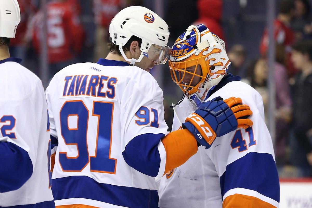 Jaroslav Halak John Tavares New York Islanders dec2016