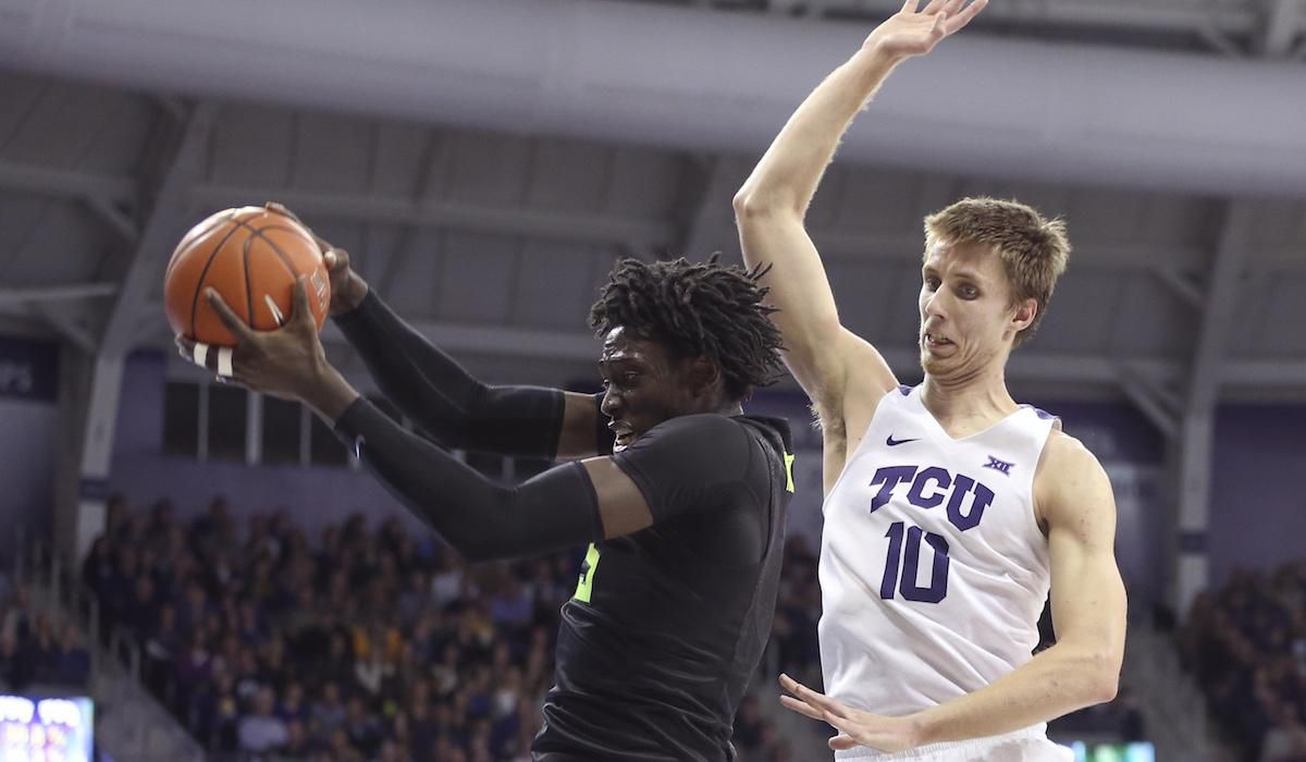 Vladimir Brodziansky, NCAA, basketbal, jan17, reuters