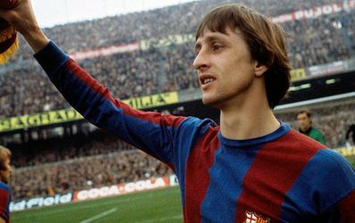 Barcelona si uctí Cruyffa, pomenuje po ňom nový štadión