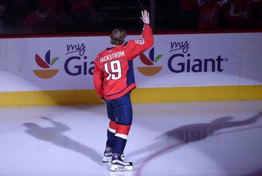 Video: NHL má hviezdy týždňa, prvou Bäckström z Washingtonu
