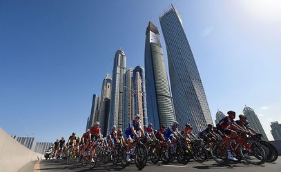Okolo Dubaja: Záverečná 4. etapa zrušená, proti bolo počasie