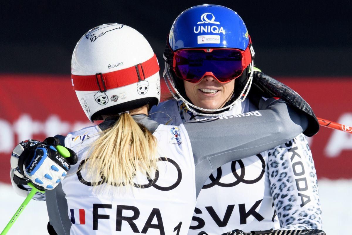 Slovensko Francuzsko Veronika Velez Zuzulova Adeline Baudova MS St Moritz feb17 TASR