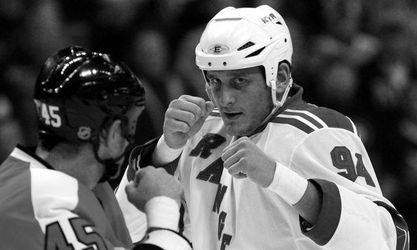 Otec mŕtveho bitkára, ktorý chránil Gáboríka: Ukončite násilie v NHL