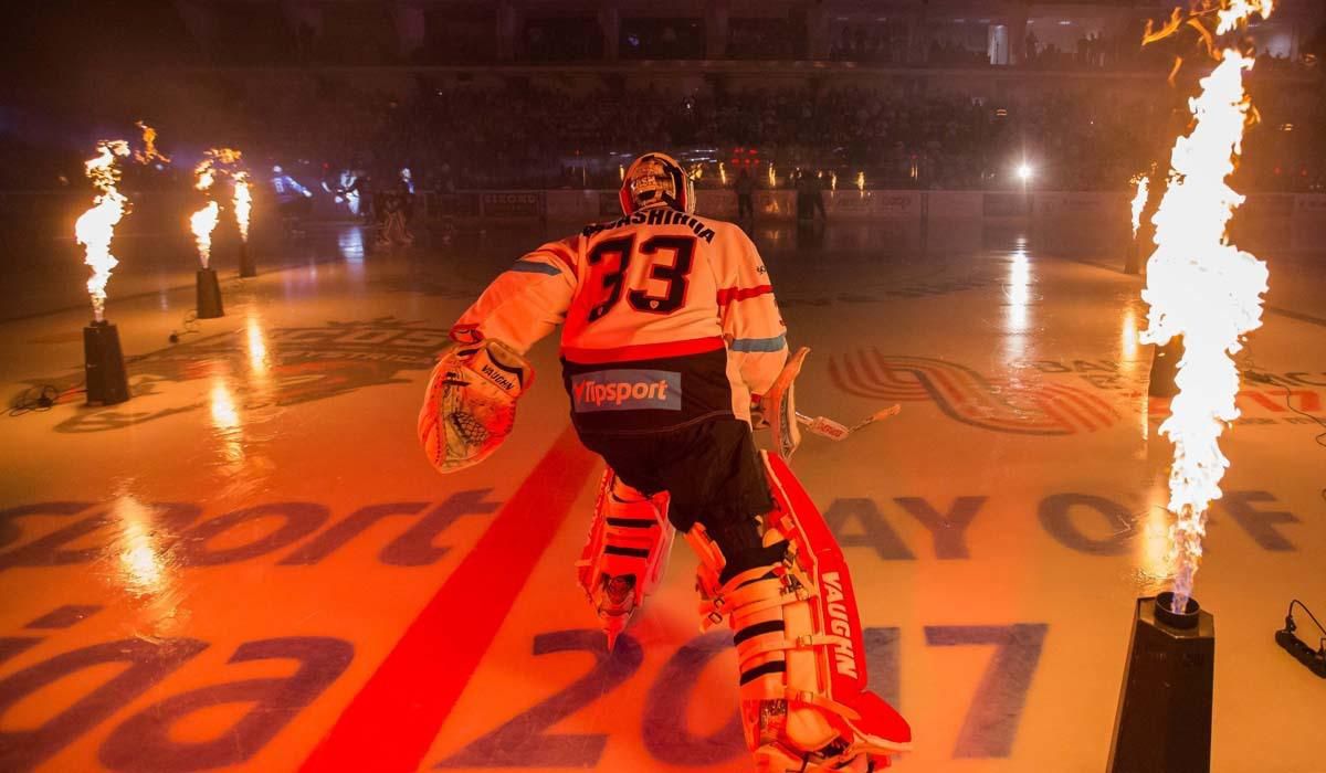 banska bystrica, hk nitra, hokej, apr2017, brankar