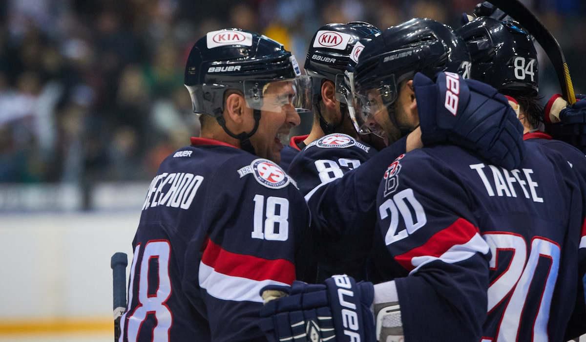 HC Slovan Bratislava, hraci, radost, gol, jan17, SITA