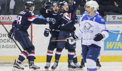 Video: Jednoznačná výhra HC Slovan, play-off je opäť o krok bližšie