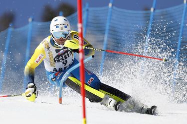 SP: Finálový slalom pre Švéda Myhrera, Hirscher pod pódiom