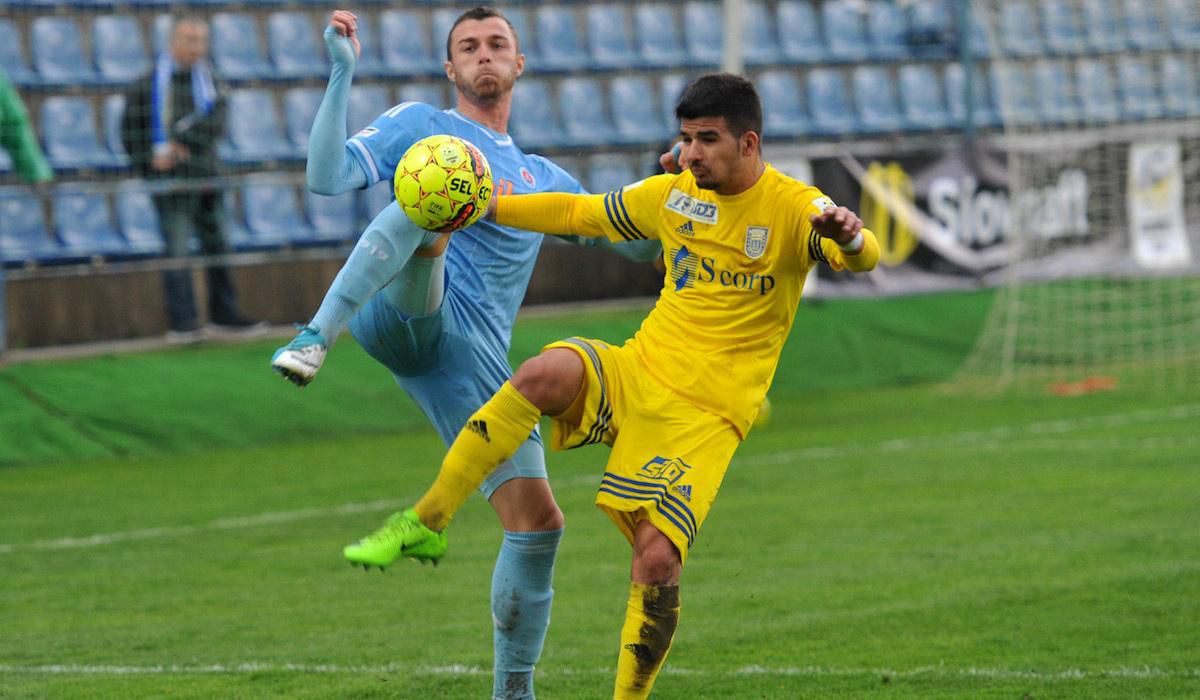 Aleksandar Cavric, SK Slovan Bratislava, Anastasios Dimitriadis, MFK Zemplin Michalovce, Slovnaft Cup, apr17, SITA