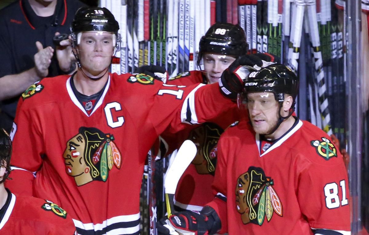 marian hossa toews kane chicago blackhawks 500 gol okt2016