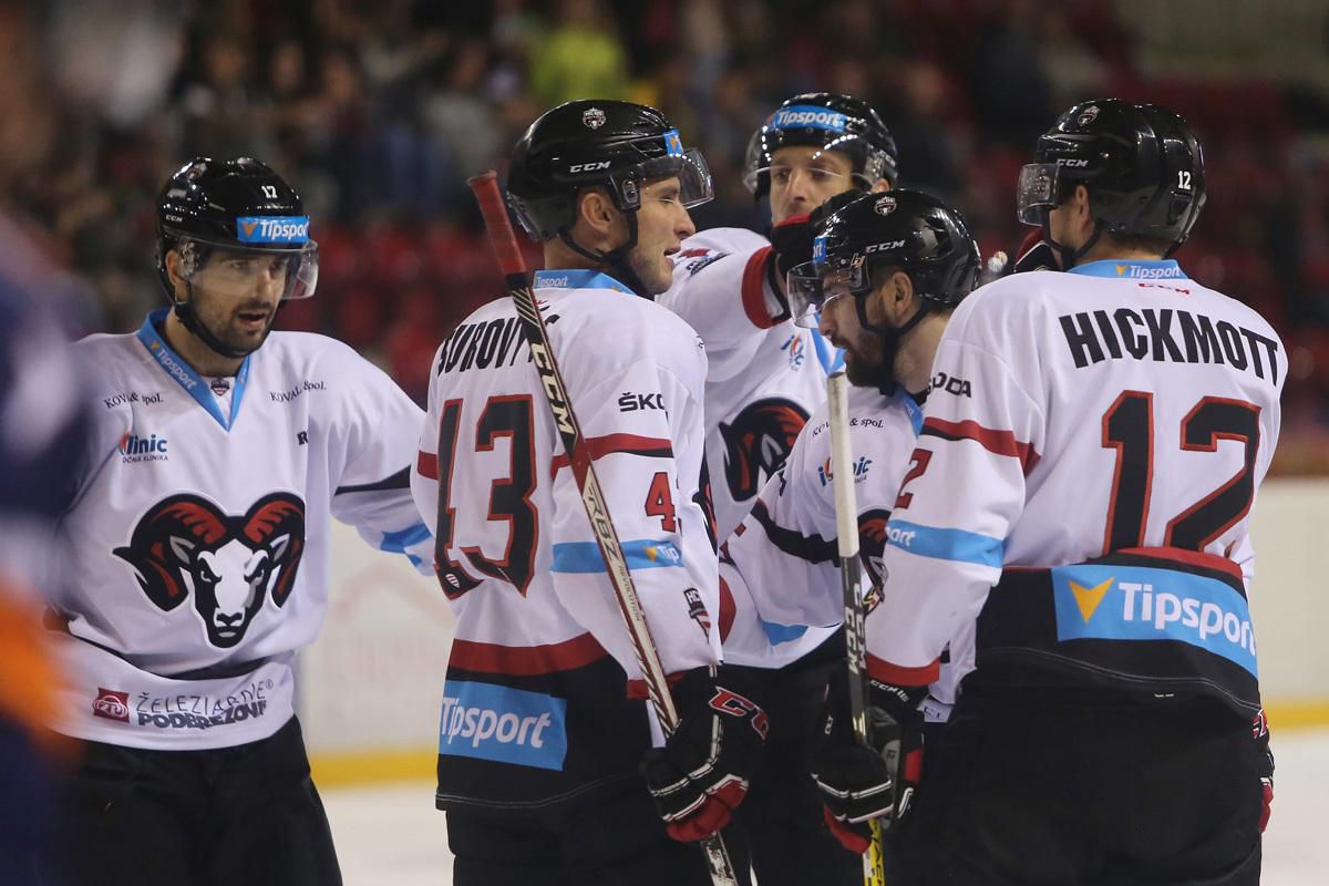 tomas surovy, hc 05 banska bystrica, muzstvo, dec2016