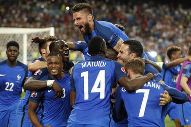 Slovenské futbalové osobnosti majú jasného favorita: Trofej ostane vo Francúzsku