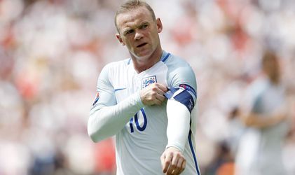 Veľká výstraha pre Slovákov, Rooney sa v repre vracia na hrot útoku