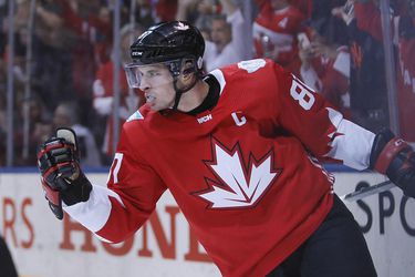 Kanaďania ospevujú svojho kapitána: Crosby je veľký a dôležitý hráč
