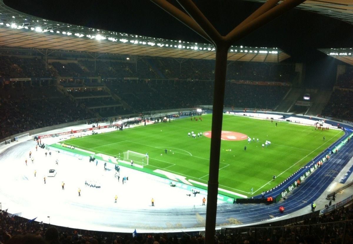 Hertha Berlin Olympiastadion dec16 Archiv