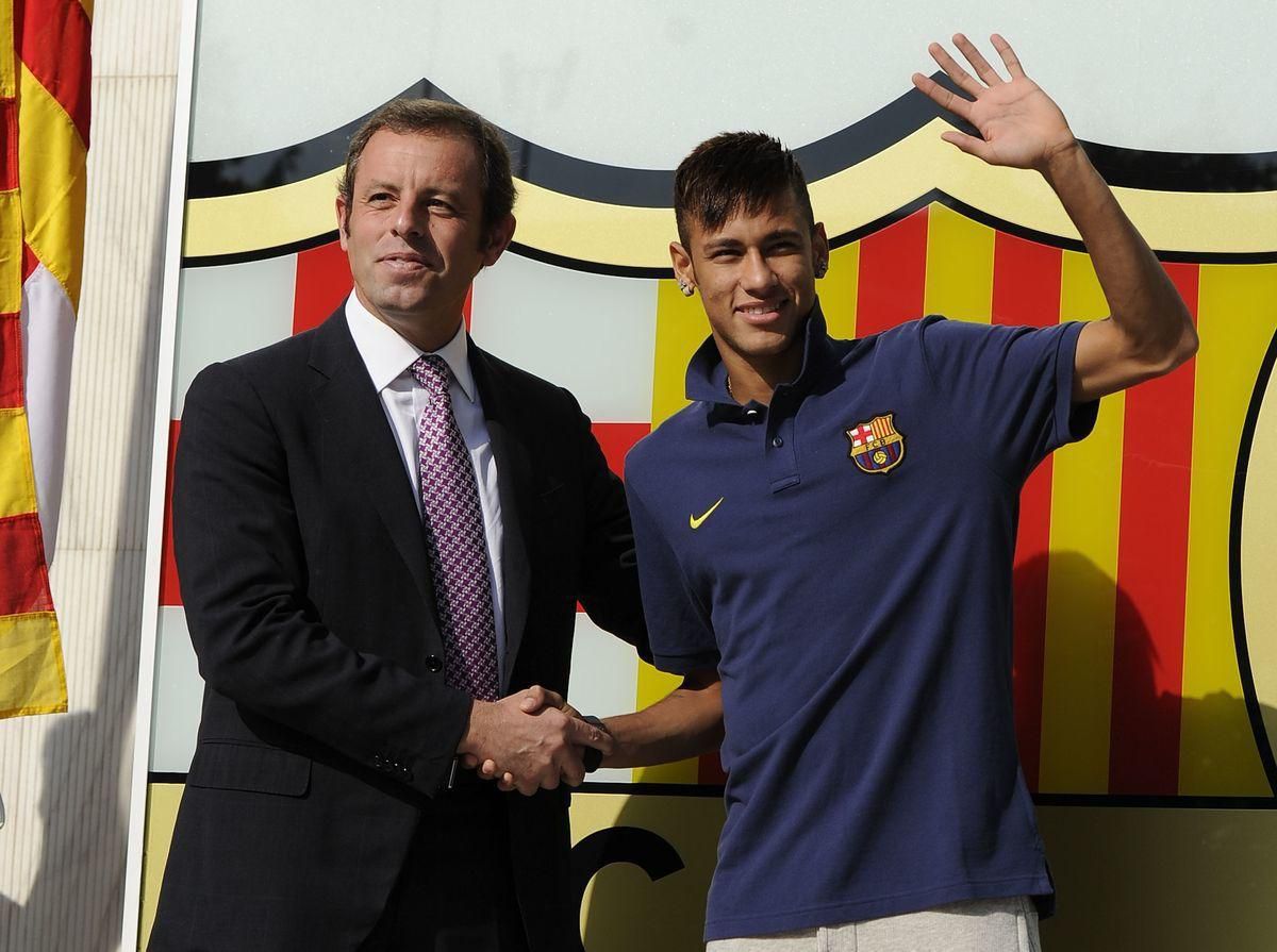 FC barcelona Sandro Rosell Neymar jr predstavenie jun13 Getty Images