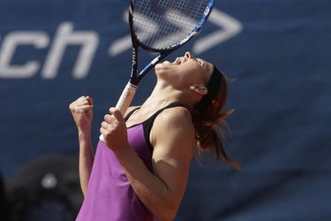 WTA Wu-chan: Češky Šafářová a Siniaková postúpili do druhého kola