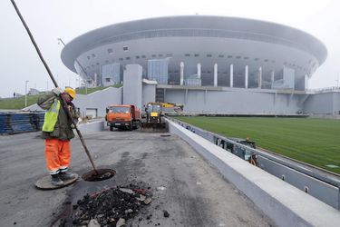 Výstavbu štadióna v Petrohrade sprevádza ďalšia nepríjemnosť