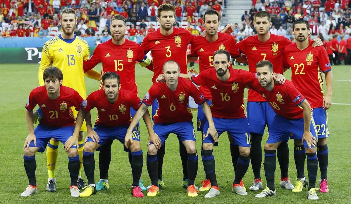 Spanielsko, hraci, zostava, spolocna foto, EURO 2016, jun16