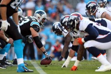 Broncos si zmerajú sily s Panthers v otváracom zápase NFL sezóny