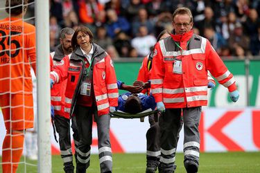 Breel Embolo zo Schalke utrpel zlomeninu členka