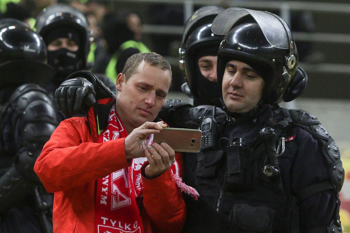 polsko, rumunsko, futbal, okt2016, fans