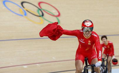 Dráhová cyklistika: Triumf Číňaniek v tímovom šprinte