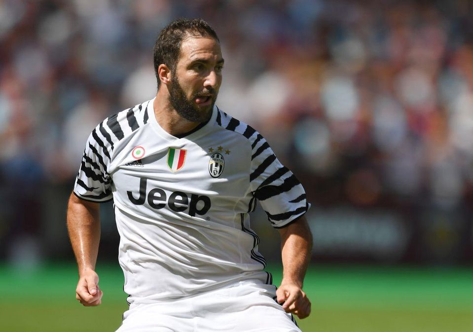 Gonzalo Higuain Juventus Turin aug16 Reuters