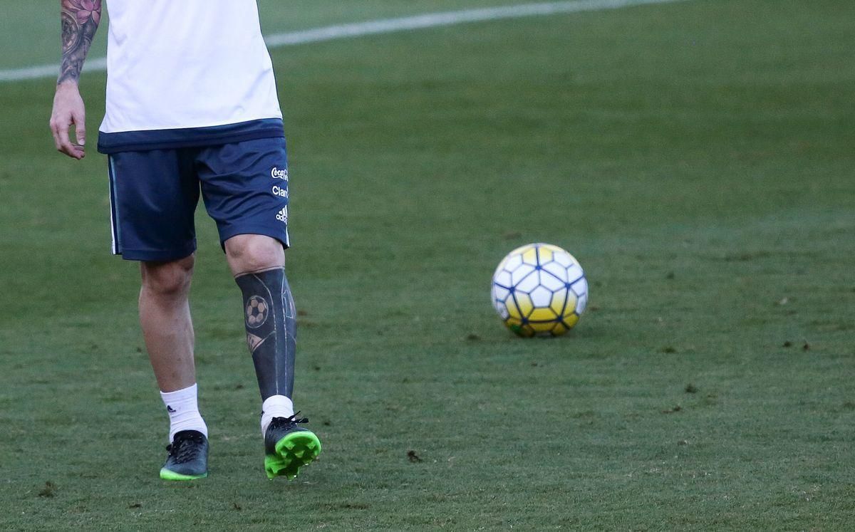 Lionel Messi Argentina tetovanie nov16 Reuters