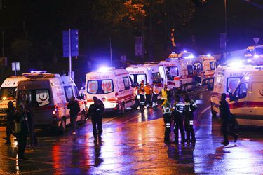 Video: Výbuchy pri štadióne Besiktasu usmrtili 38 ľudí