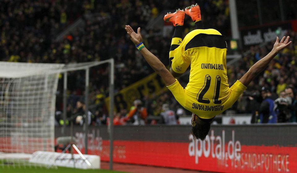Pierre-Emerick Aubameyang, Borussia Dortmund, salto, oslava golu, Feb2016
