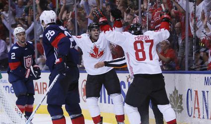 Video: Foto: Kanada vyradila USA a posunula Tím Európy do semifinále