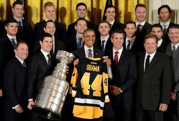 Hráčov Pittsburghu Penguins prijal prezident USA Barack Obama