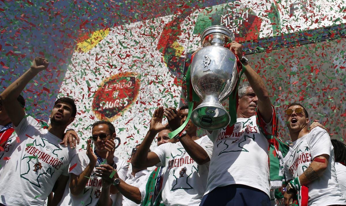 Portugalsko oslavy Lisabon EURO 2016 jul16 Reuters