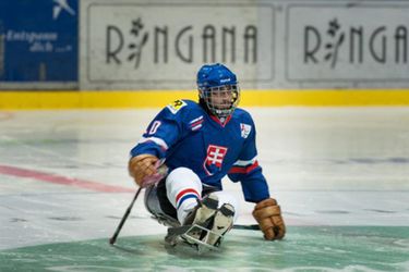 Sledge hokej-MS: Slováci obsadili tretie miesto, zabojujú o ZPH