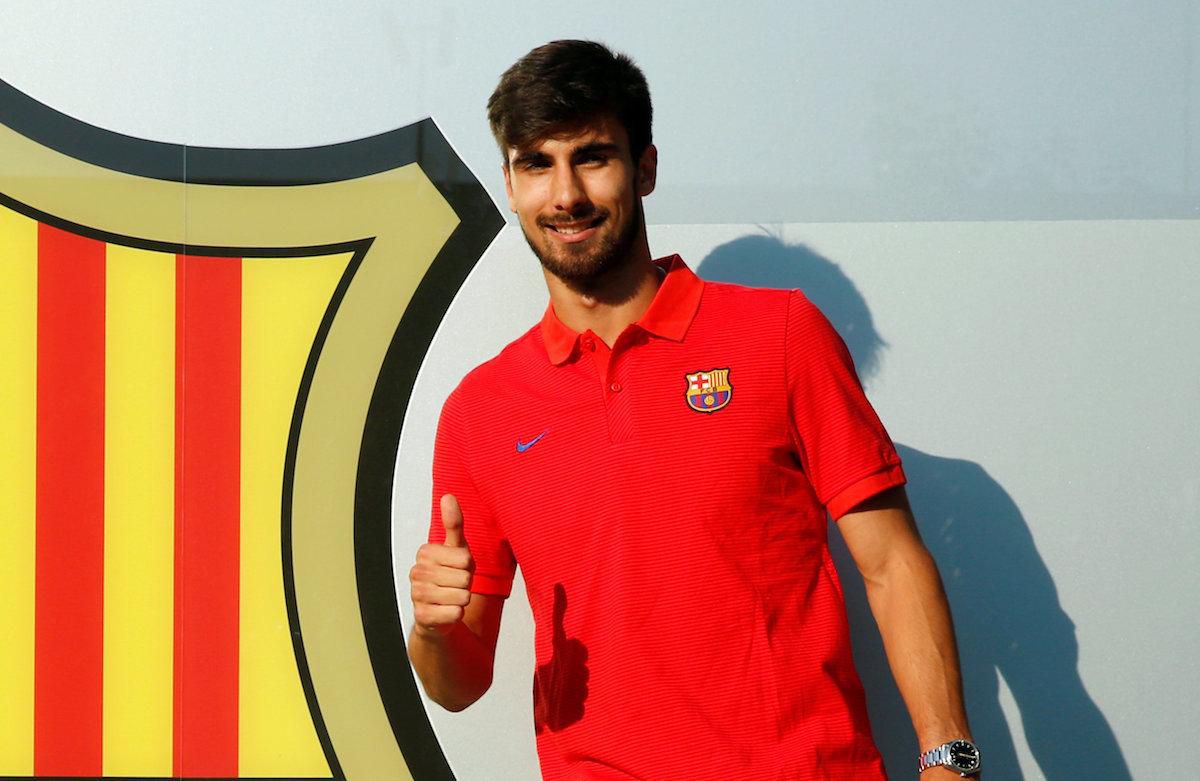 andre gomes fc barcelona posila