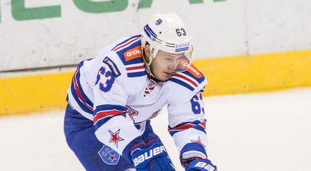 Keby všade v KHL bolo ako v Bratislave, hovorí hviezdny Jevgenij Dadonov